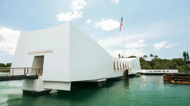 Khám phá Hawaii USS Arizona Memorial nổi bật