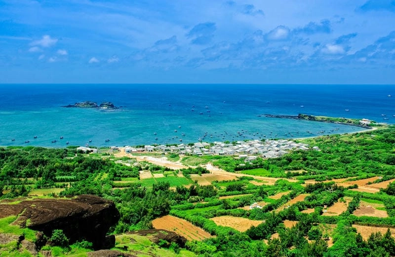 Vẻ đẹp Khám phá Phú Quý trong từng góc chụp