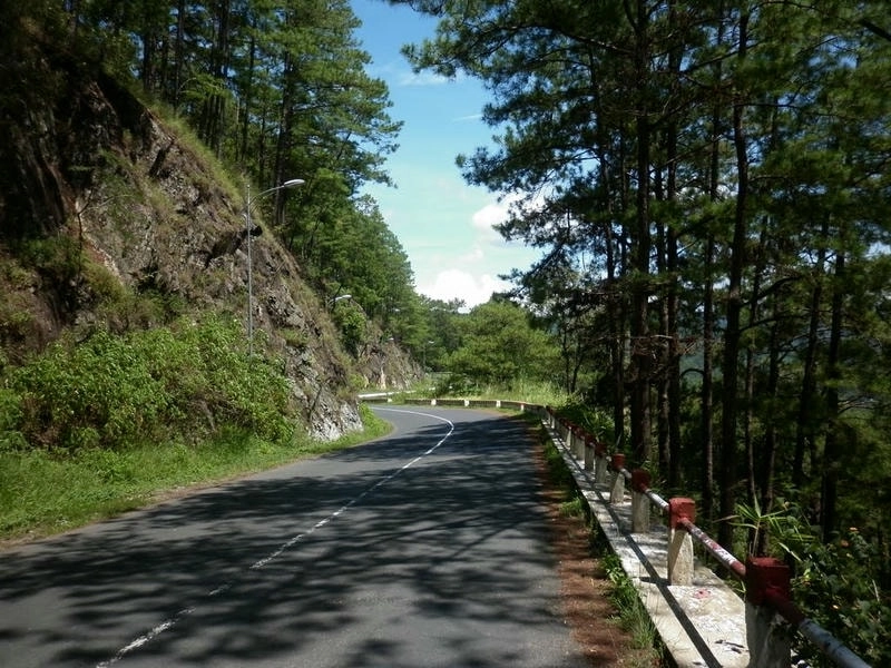 Đèo Prenn Đà Lạt với khung cảnh thiên nhiên thơ mộngv