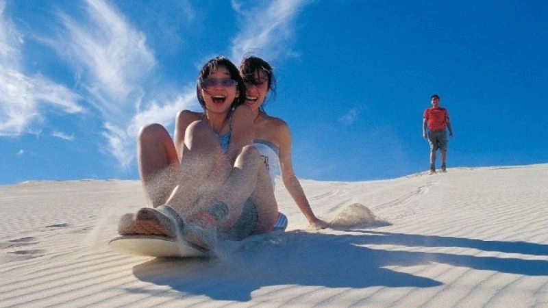 Cát trắng Đồi cát Nam Cương mịn màng dưới nắng