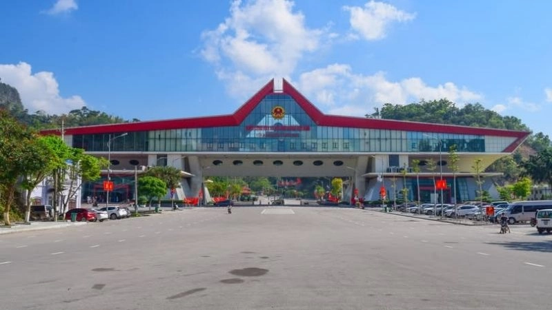 Cửa khẩu Hữu Nghị chính là minh chứng cho những đổi thay không ngừng