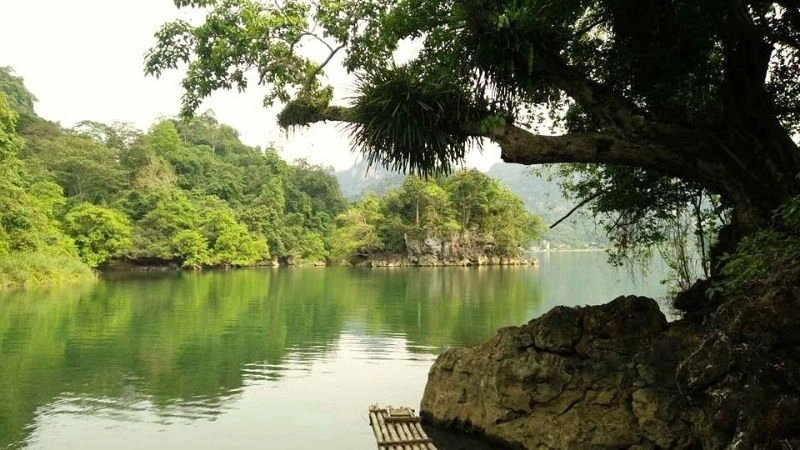 Thời điểm lý tưởng để đến thăm Hồ Ba Bể vào mùa xuân