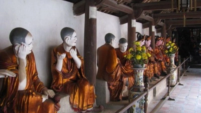 Hòa mình tâm linh nơi Chùa Chuông linh thiêng