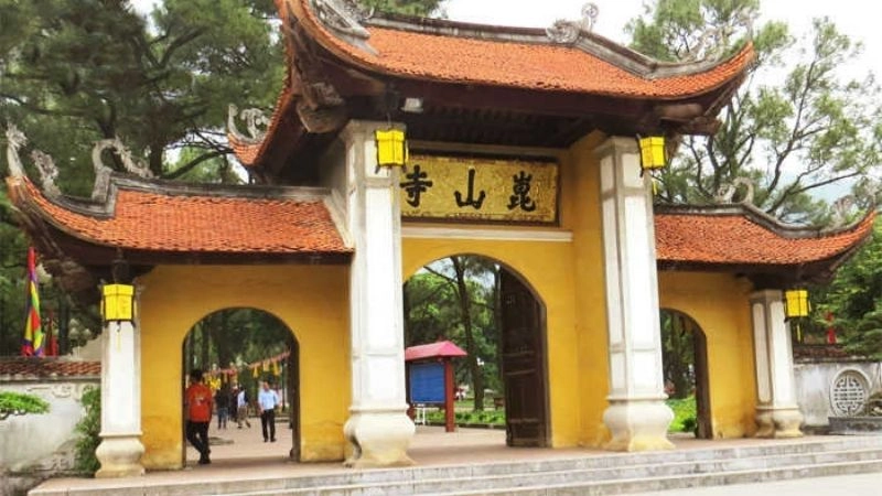 Trải nghiệm linh thiêng tại Côn Sơn Kiếp Bạc