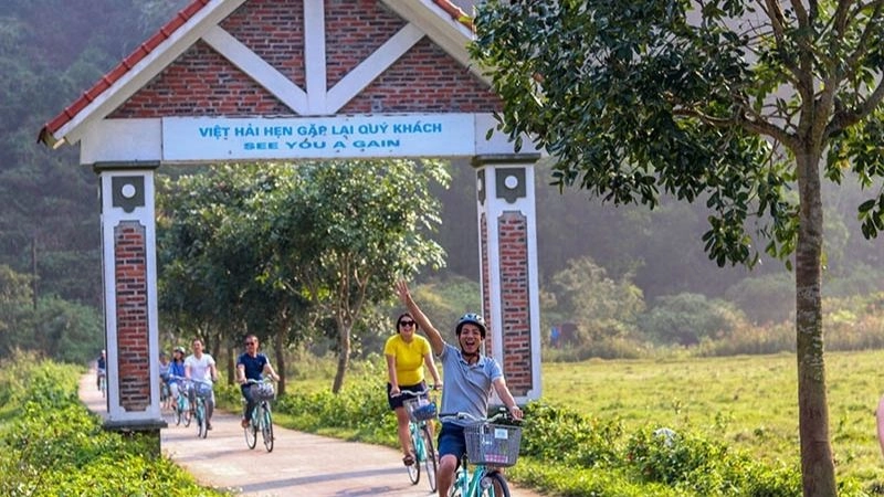 Ngỡ ngàng trước vẻ đẹp Đảo Cát Bà hoang sơ