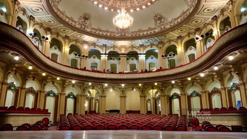 Vẻ đẹp kiến trúc cổ kính Nhà hát lớn Hải Phòng