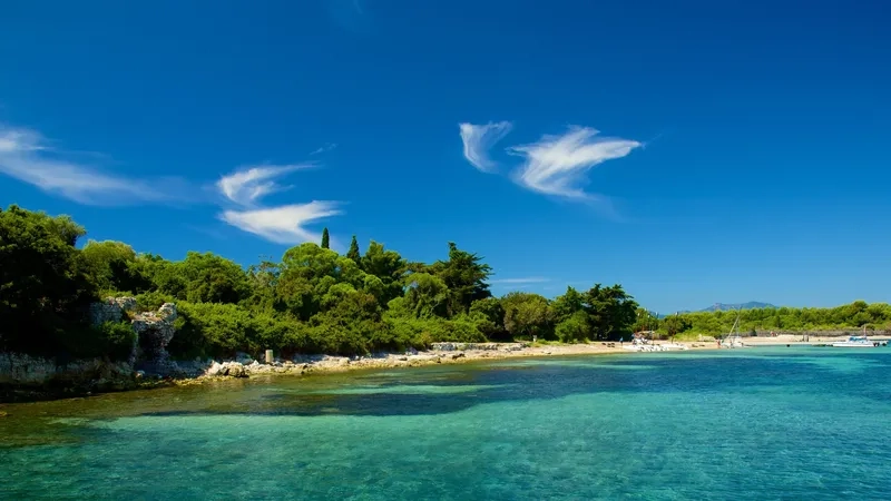Không khí tại French Riviera luôn gây thương nhớ