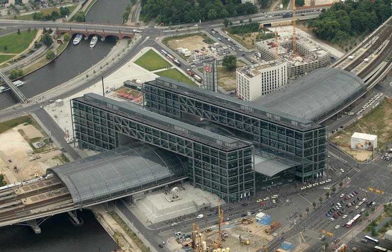 Trải nghiệm không gian nội thất Ga Trung tâm Berlin sang trọng