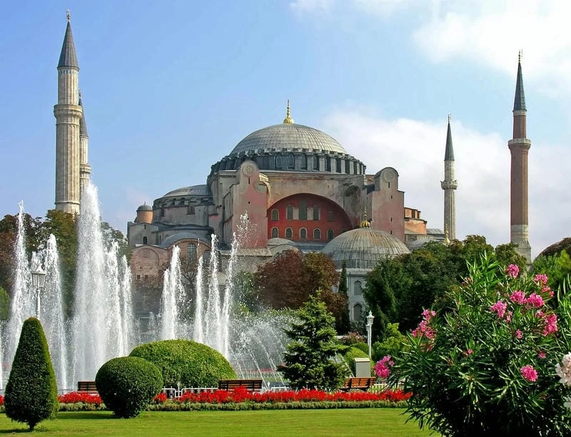 Khám phá ảnh Hagia Sophia Istanbul tại Hagia Sophia