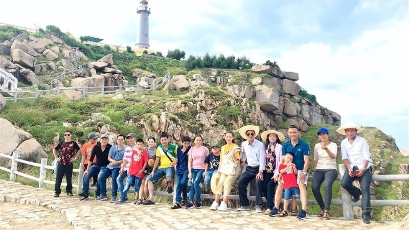 Thiên nhiên Mũi Điện hòa quyện biển trời bao la