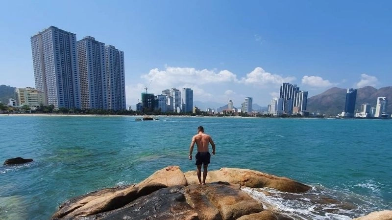 Truyền thuyết Hòn Chồng Hòn Vợ đầy màu huyền bí