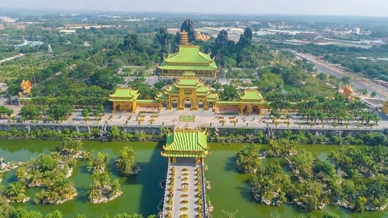 Cách di chuyển đến khu du lịch Đại Nam thuận tiện