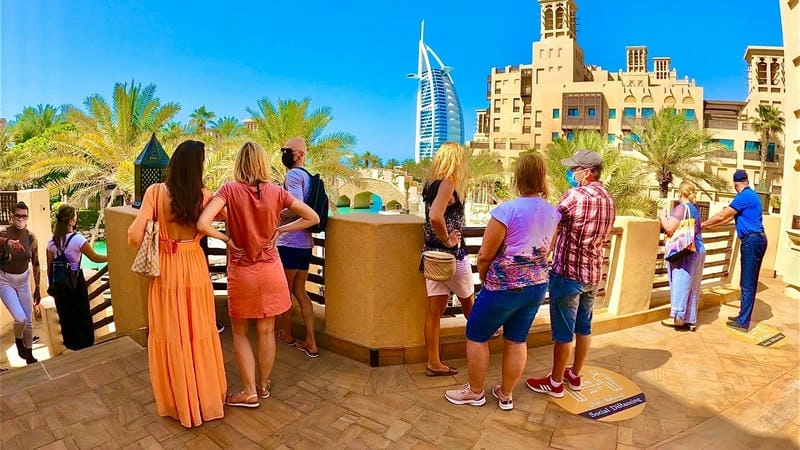 Tận hưởng khoảnh khắc và chụp ảnh ở Khu phố chợ Souk Madinat Jumeirah