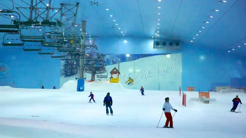 Không gian và trò chơi thú vị tại Ski Dubai