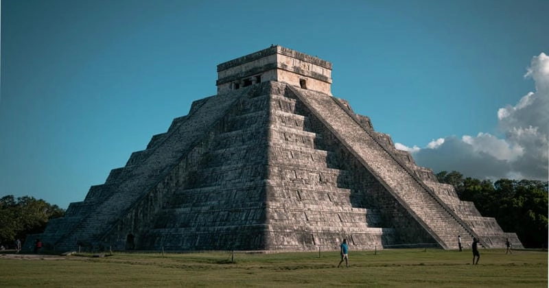Khám phá Kiến trúc Chichen Itza cổ kính