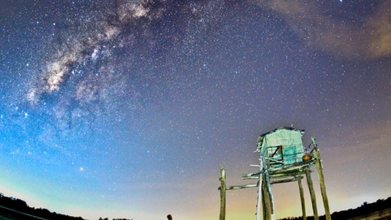 Kỹ thuật chồng nhiều ảnh để giảm nhiễu (Stacking)