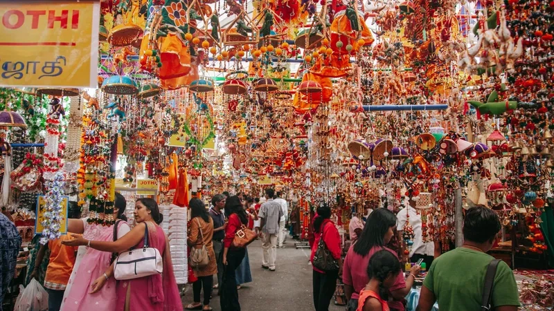 Little India là một trong những khu phố nổi tiếng và sôi động nhất tại Singapore