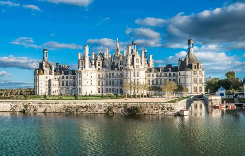 Khám phá vẻ đẹp cổ kính của Loire Valley