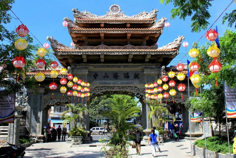 Bình yên Long Xuyên qua những con kênh nhỏ