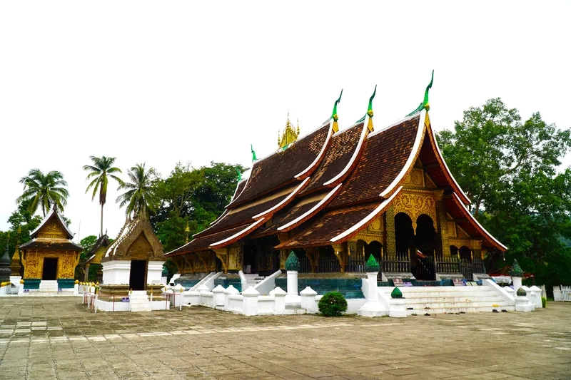 Kinh nghiệm tham quan Luang Prabang