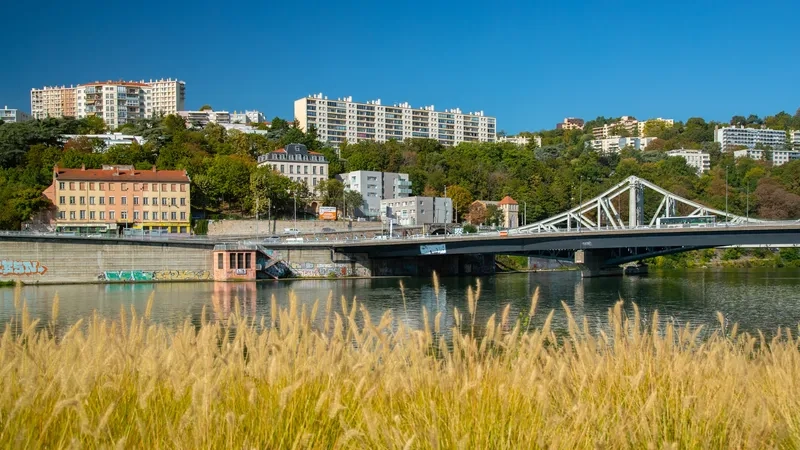 Lyon trầm mặc với những công trình cổ xưa