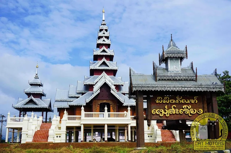 Ngôi chùa cổ linh thiêng tại Mae Sariang