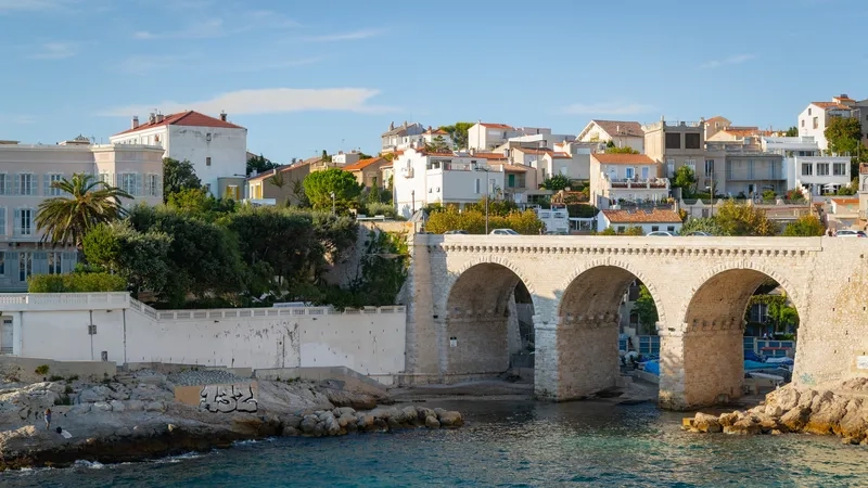 Phố cổ Marseille là nơi giữ chân người