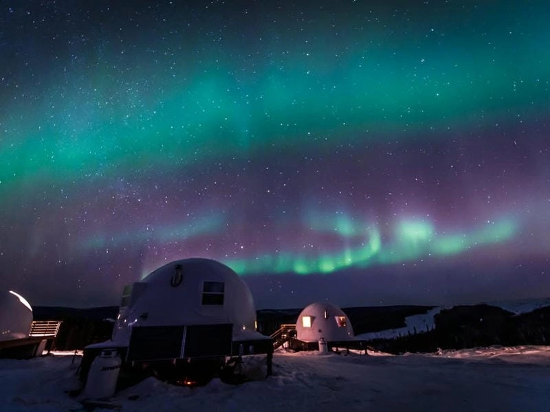 Mùa đông Nuuk ngập tràn sắc Cực quang