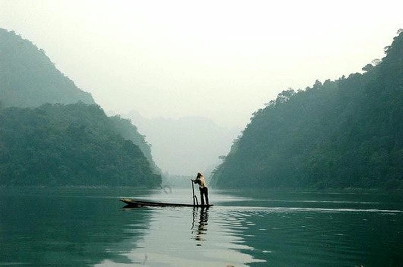 Mờ ảo huyền bí sương mù Ba Bể