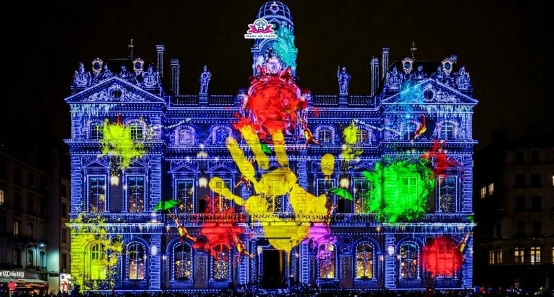 Fête des Lumières rực rỡ khắp Lyon
