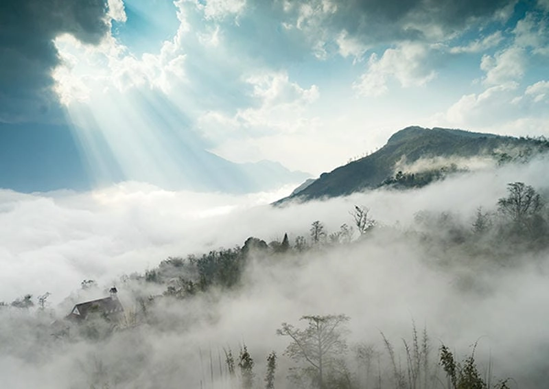 Bình minh sương mù Điện Biên mang đến không gian yên bình