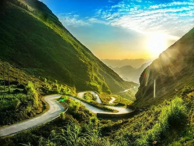Ngỡ ngàng trước cảnh sắc đèo Mã Pí Lèng