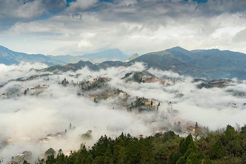 Lào Cai thơ mộng với vẻ hoang sơ của miền biên giới