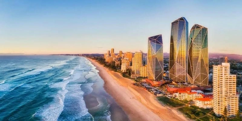 Úc thơ mộng với bãi biển Gold Coast
