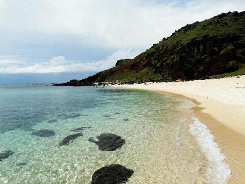 Rì rào dịu mát là sóng biển Bình Thuận