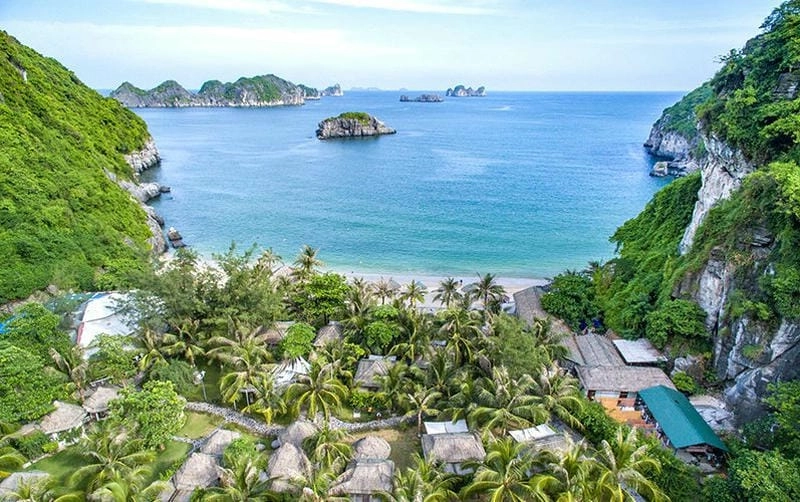 Thưởng thức bộ sưu tập ảnh biển Cát Bà mùa hè