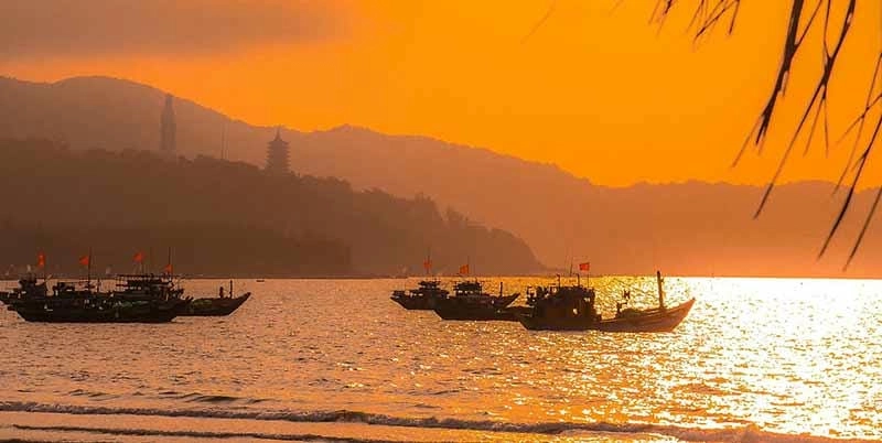 Thả hồn theo ánh hoàng hôn Đà Nẵng lãng mạn
