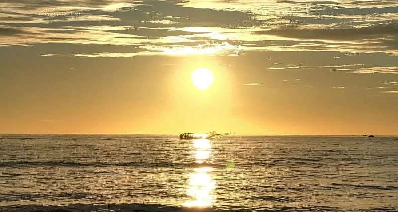 Săn bình minh biển Hà Tĩnh sớm mai lãng mạn