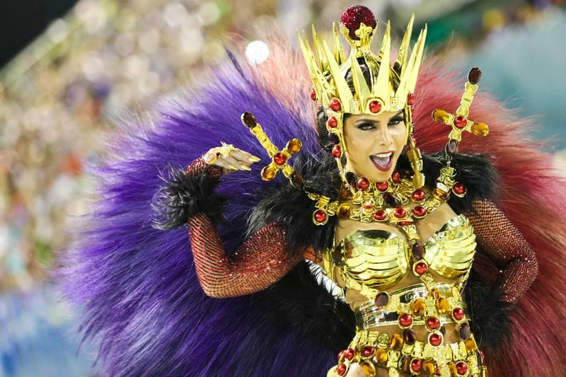 Lễ hội đường phố Carnival Brazil náo nhiệt và sôi động