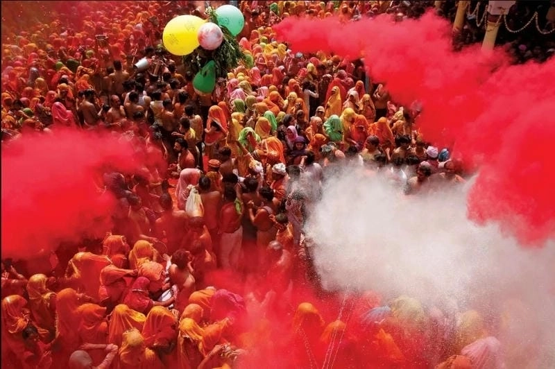 Lễ hội bột màu Holi nổi tiếng thế giới