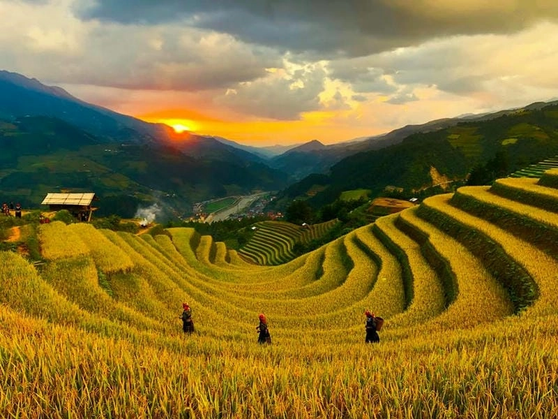 Mộng mơ sắc trời hoàng hôn Lào Cai