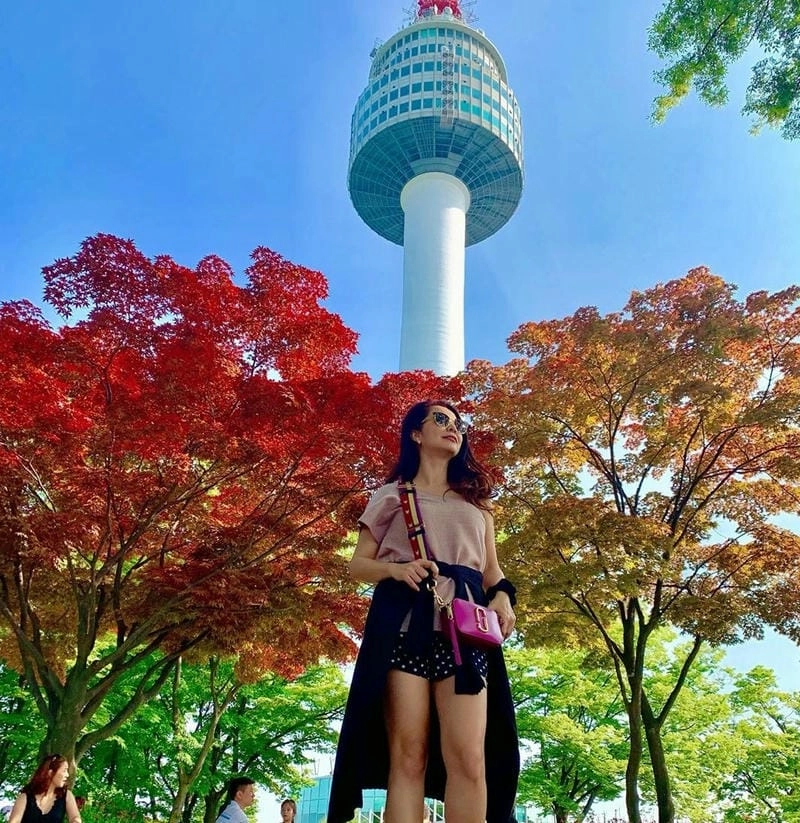 Seoul thơ mộng với sắc lá đỏ rực rỡ