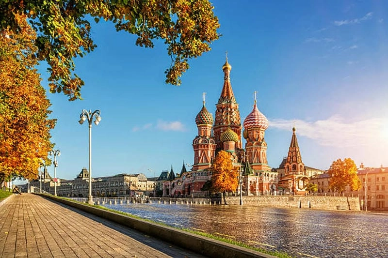Vẻ đẹp lãng mạn của mùa thu lá vàng Moscow Nga khiến lòng người xao xuyến