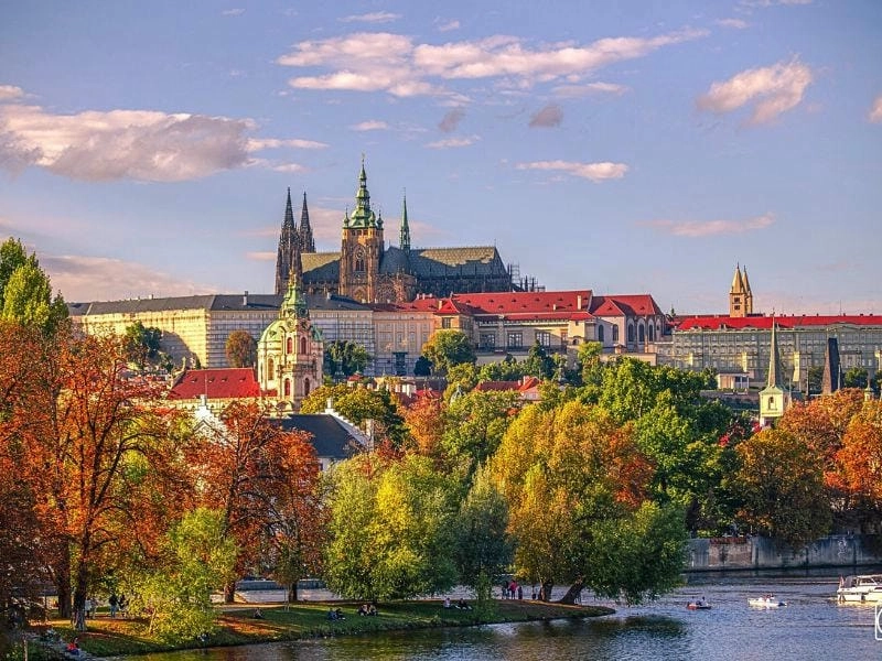 Mùa thu CH Séc ngập tràn sắc lá vàng