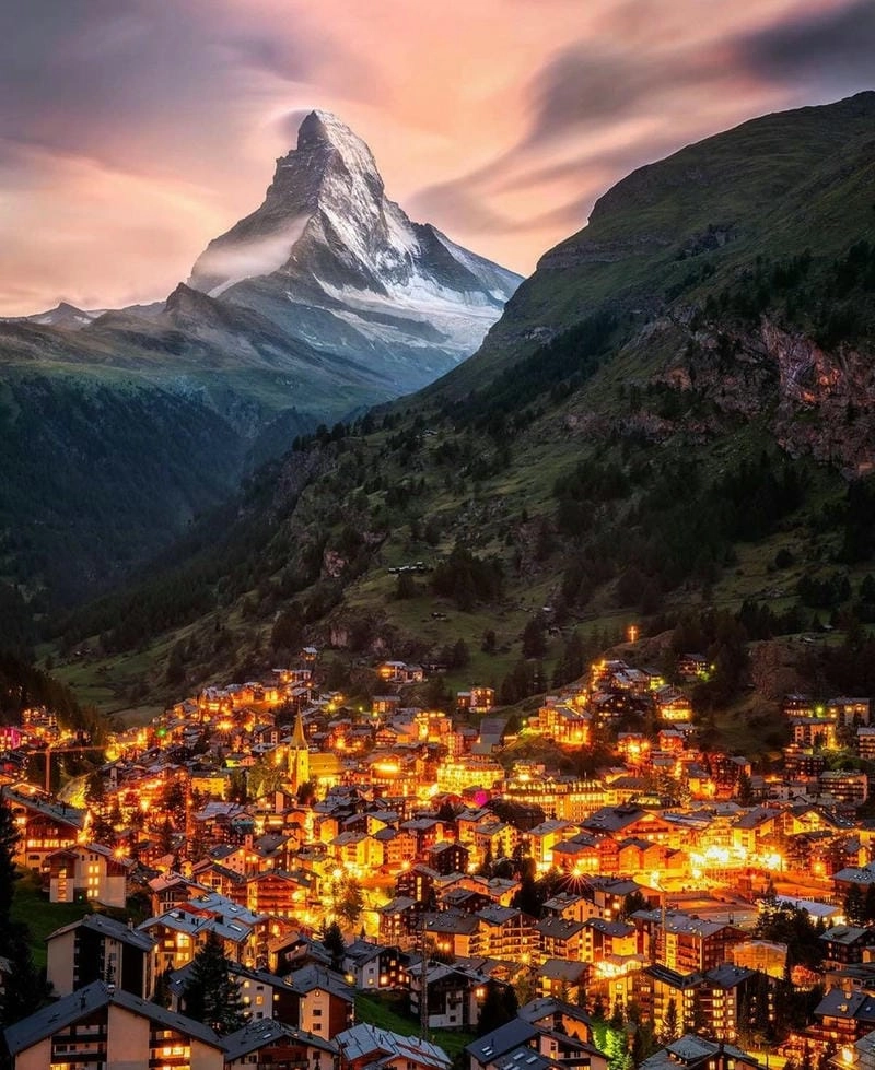 Mùa thu về đêm ở Thụy Sĩ lung linh huyền ảo