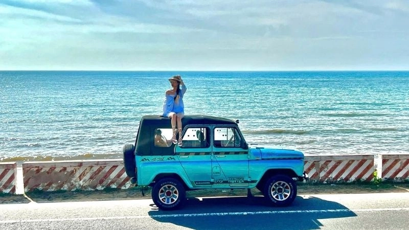 Biển Mũi Né trong xanh và thơ mộng dịu êm