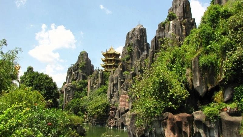 Cách di chuyển đến Ngũ Hành Sơn 