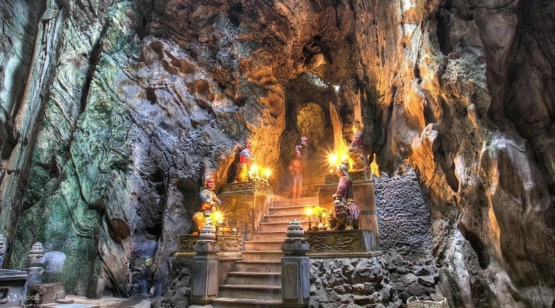 Ngũ Hành Sơn Đà Nẵng trong ánh nắng ban mai