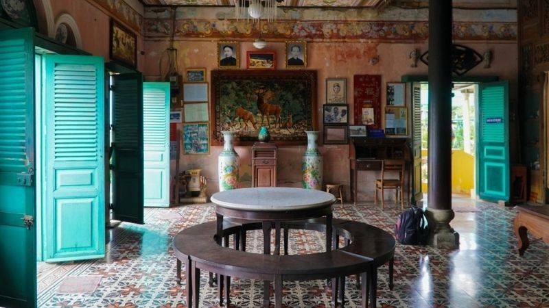 Nội thất Nhà cổ Bình Thủy sang trọng xưa cũ