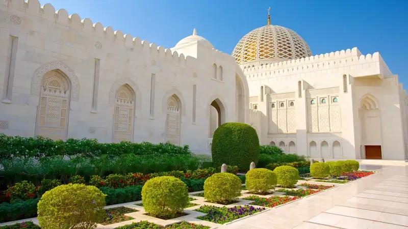 Xem Hình ảnh buổi biểu diễn Grand Mosque sinh động